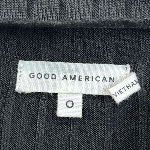 Good American Shine Rib Funnel Tuck Midi Dress - Picture 15 of 15